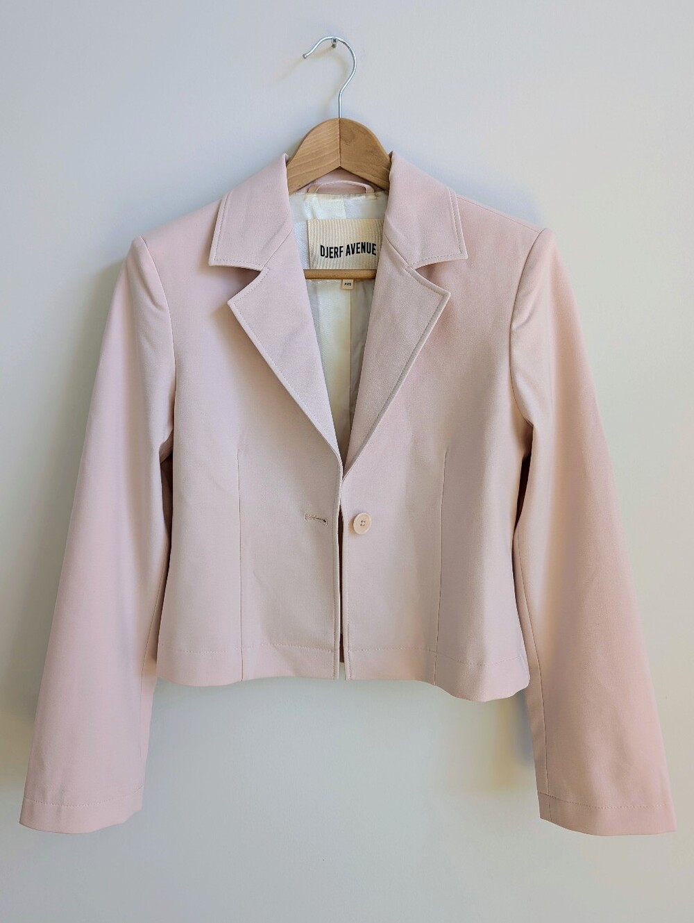 Djerf Avenue XXS Pale Light Pink Short Single Button Blazer Jacket